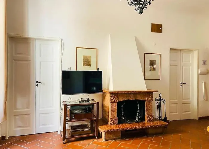 The Philosopher\'S House